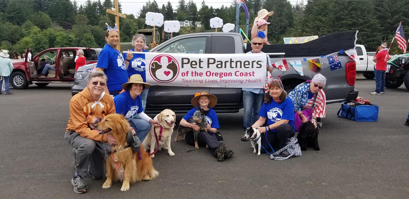 Waldport Library & Pet Partners enjoying Beachcomber Day Parade with their pets!