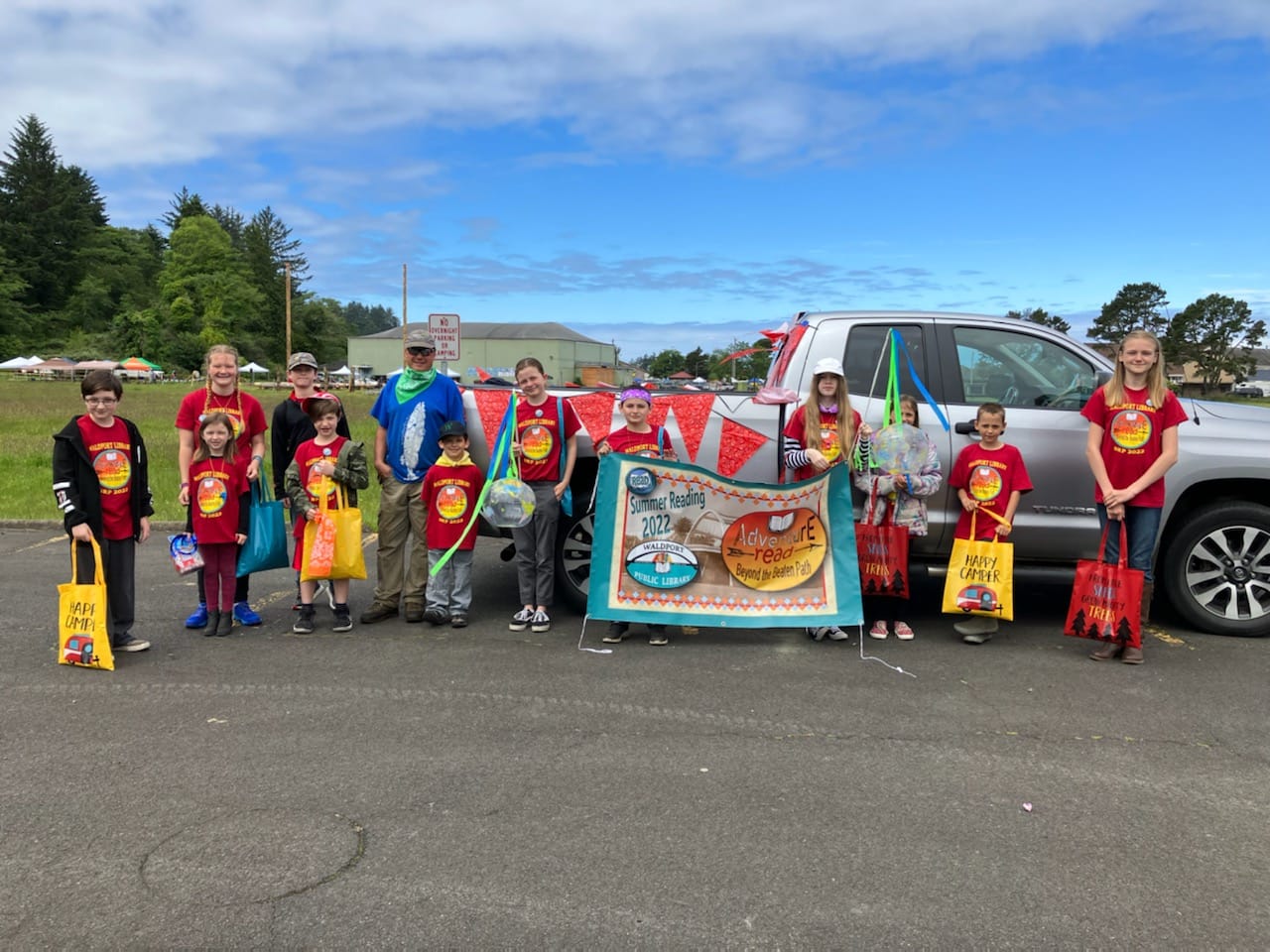 Waldport Library Group Getting Ready for Beachcomber Parade!